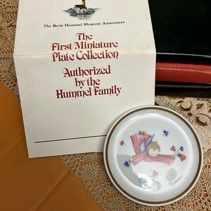 Hummel Vintage Mini‎ Plate